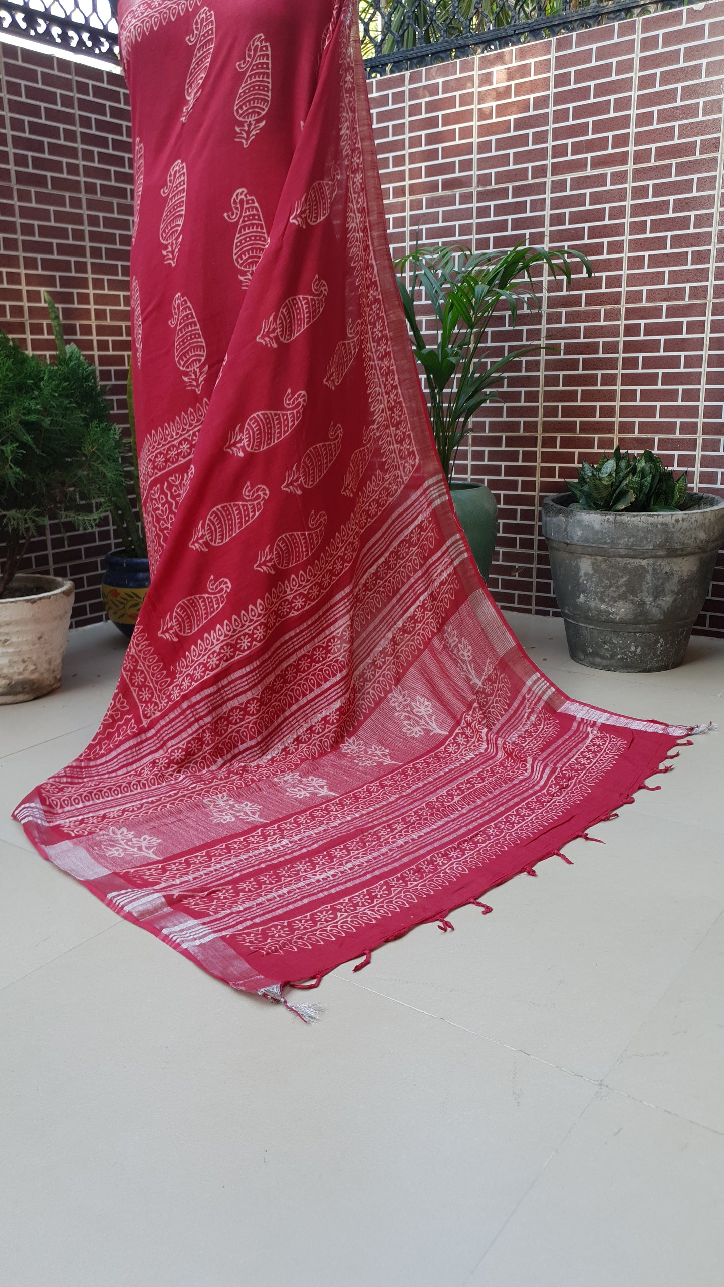 Red HBP Linen Saree LNHB-0008