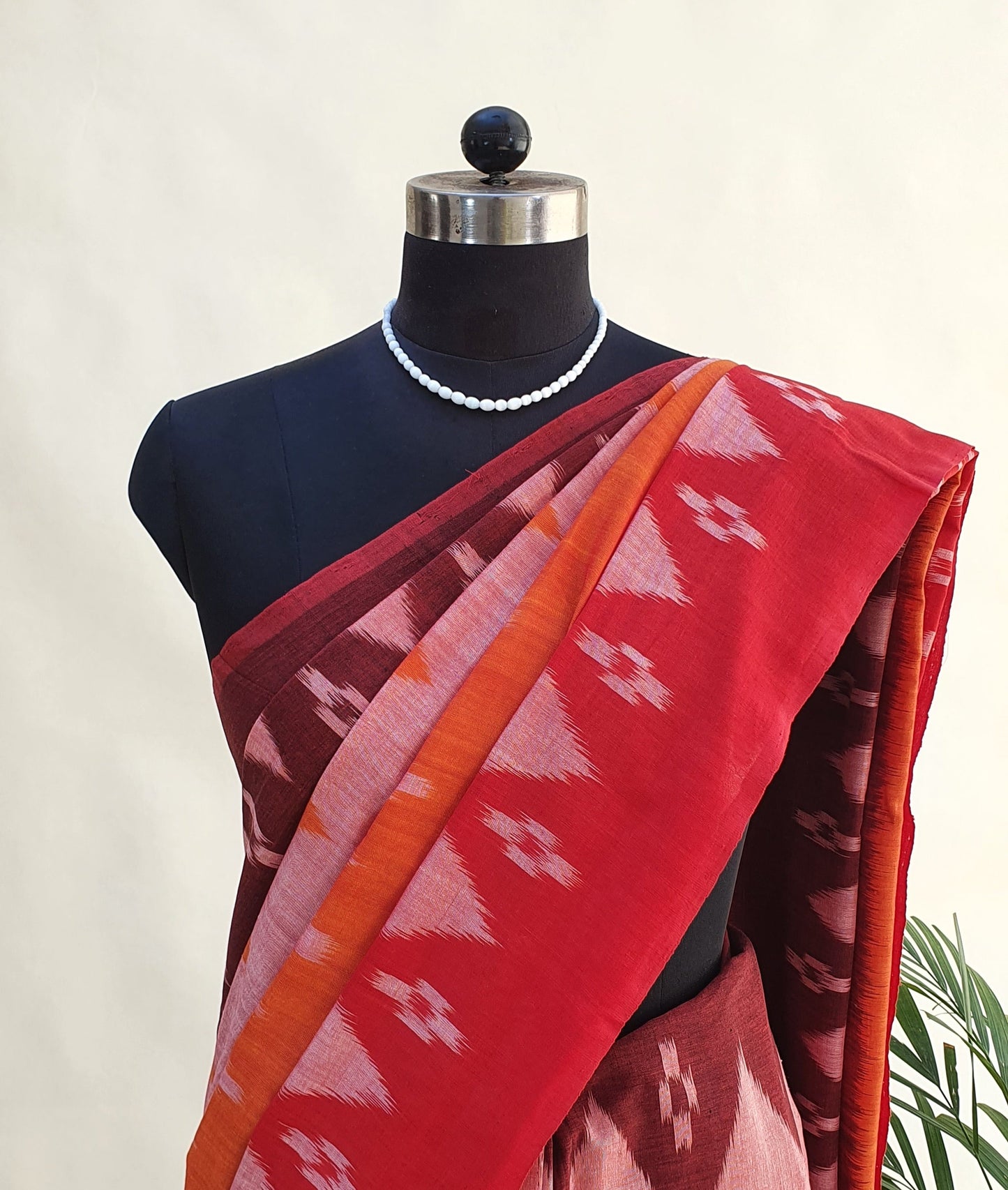 Red Sunflower Hand Woven Pochampalli Ikkat Saree PPHW-0003