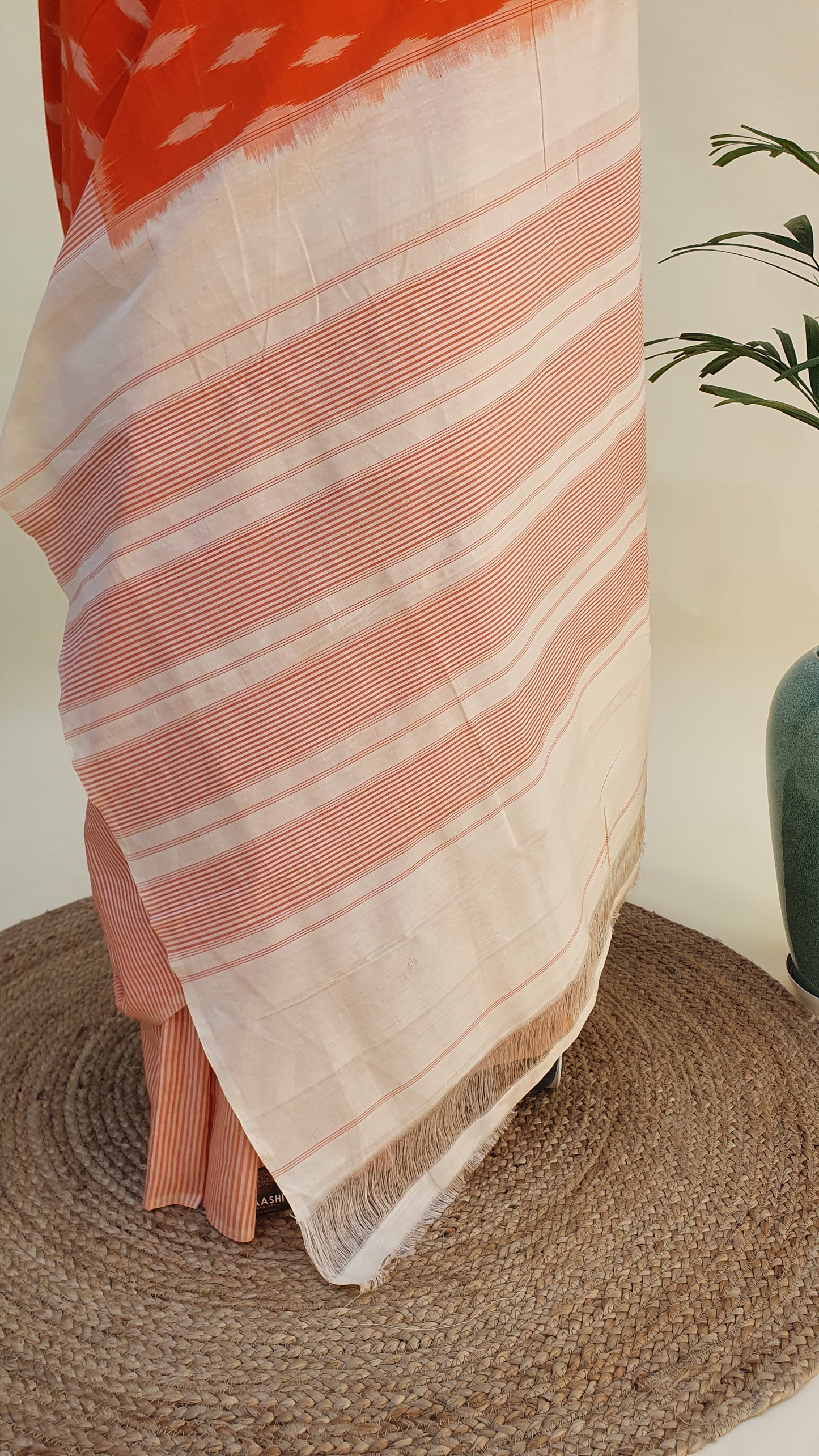 Orange & Cream Hand Woven Pochampalli Ikkat Saree PPHW-0004