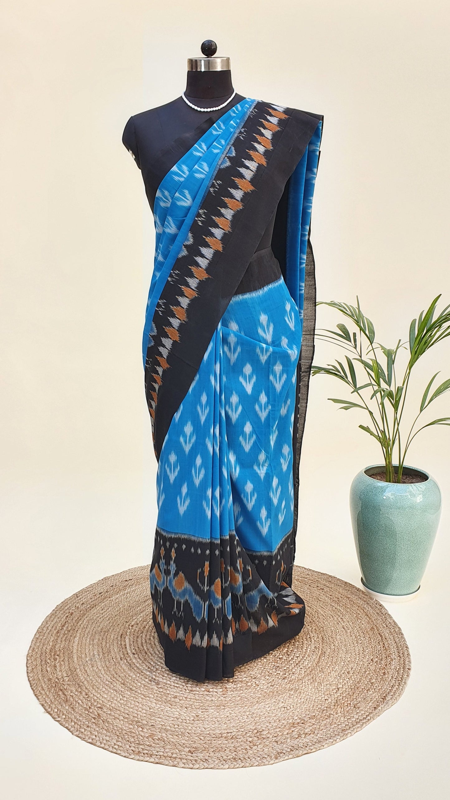 Noble Blue Hand Woven Pochampalli Ikkat Saree PPHW-0009
