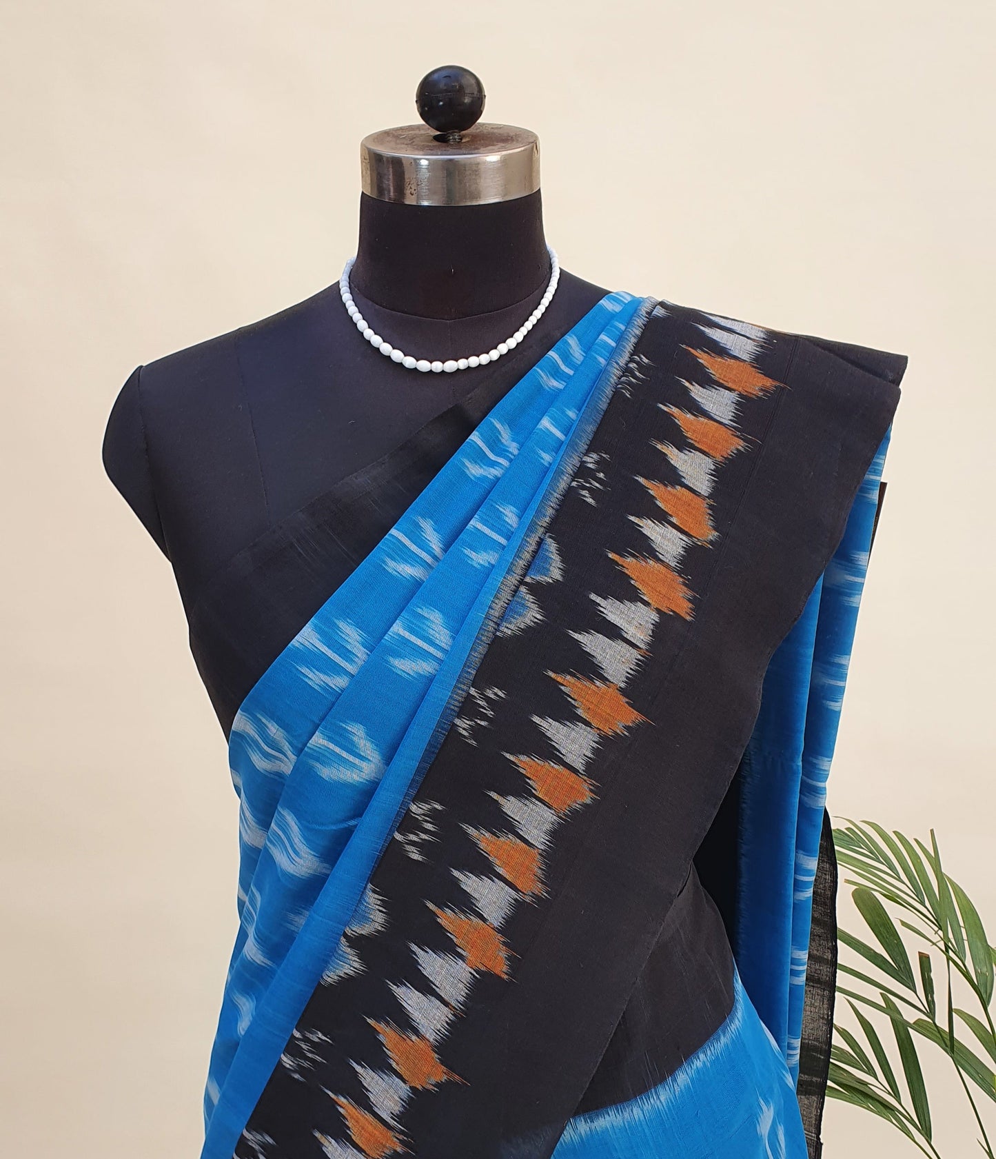 Noble Blue Hand Woven Pochampalli Ikkat Saree PPHW-0009