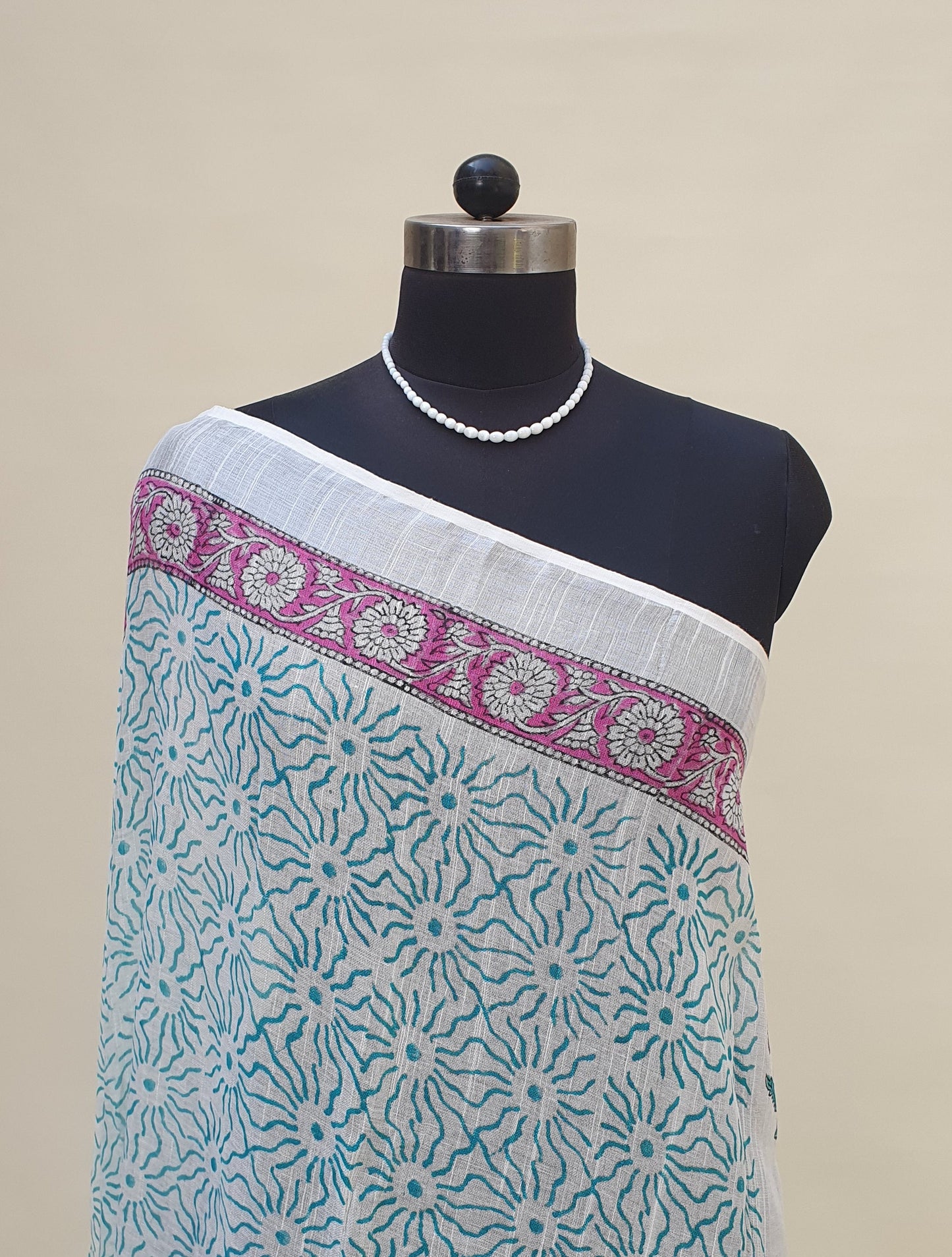 Urvi HBP Linen Saree | LNHB-0010