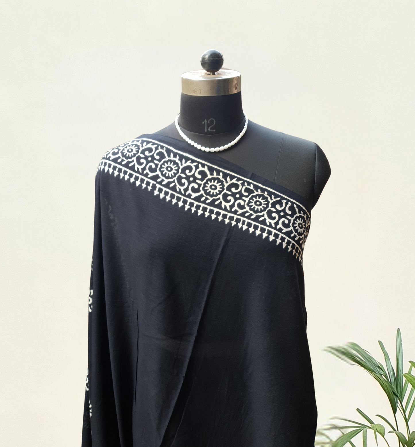 Black Vector HBP Mul Cotton Saree MCHB-0010