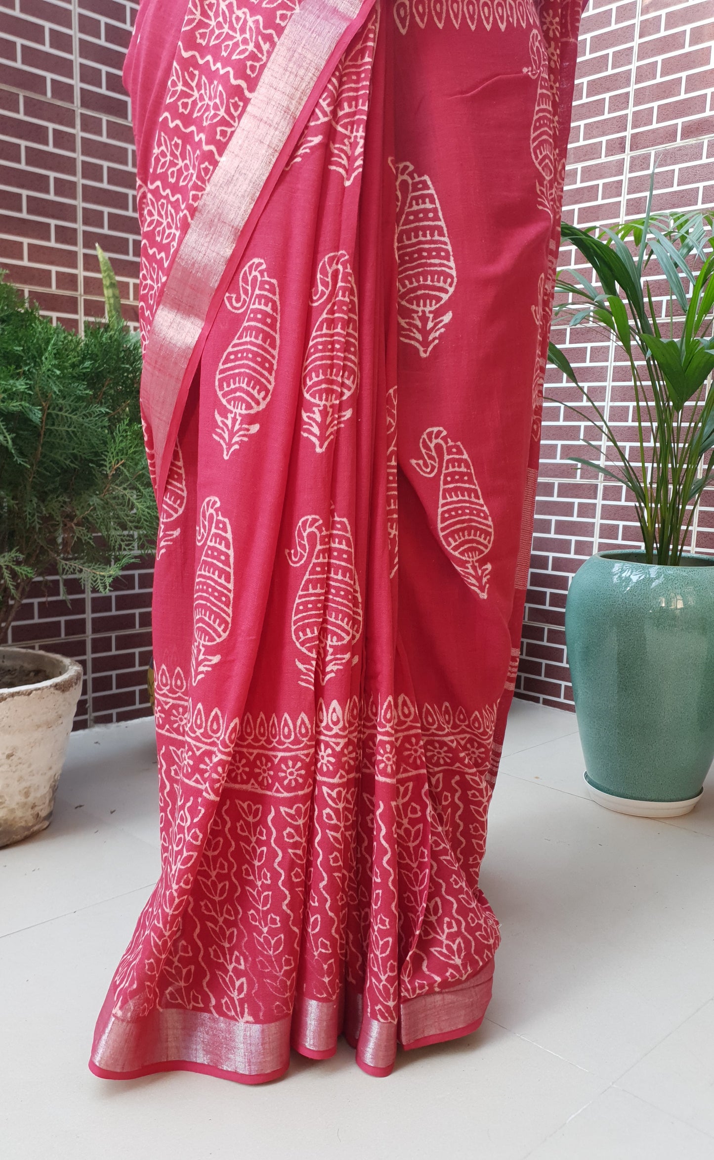 Red HBP Linen Saree LNHB-0008