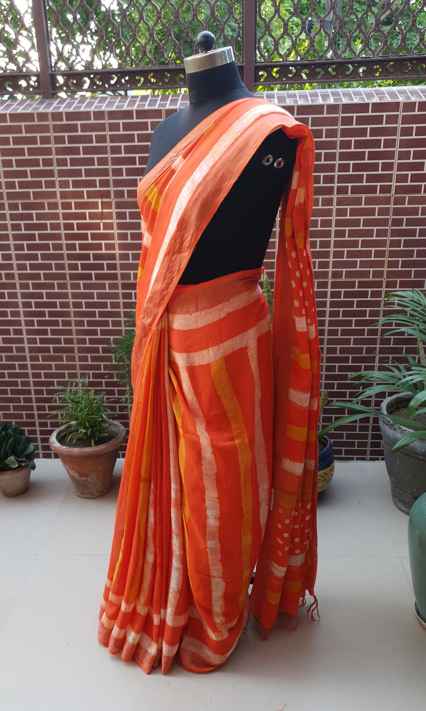 Resolute Orange HBP Linen Saree LNHB-0009