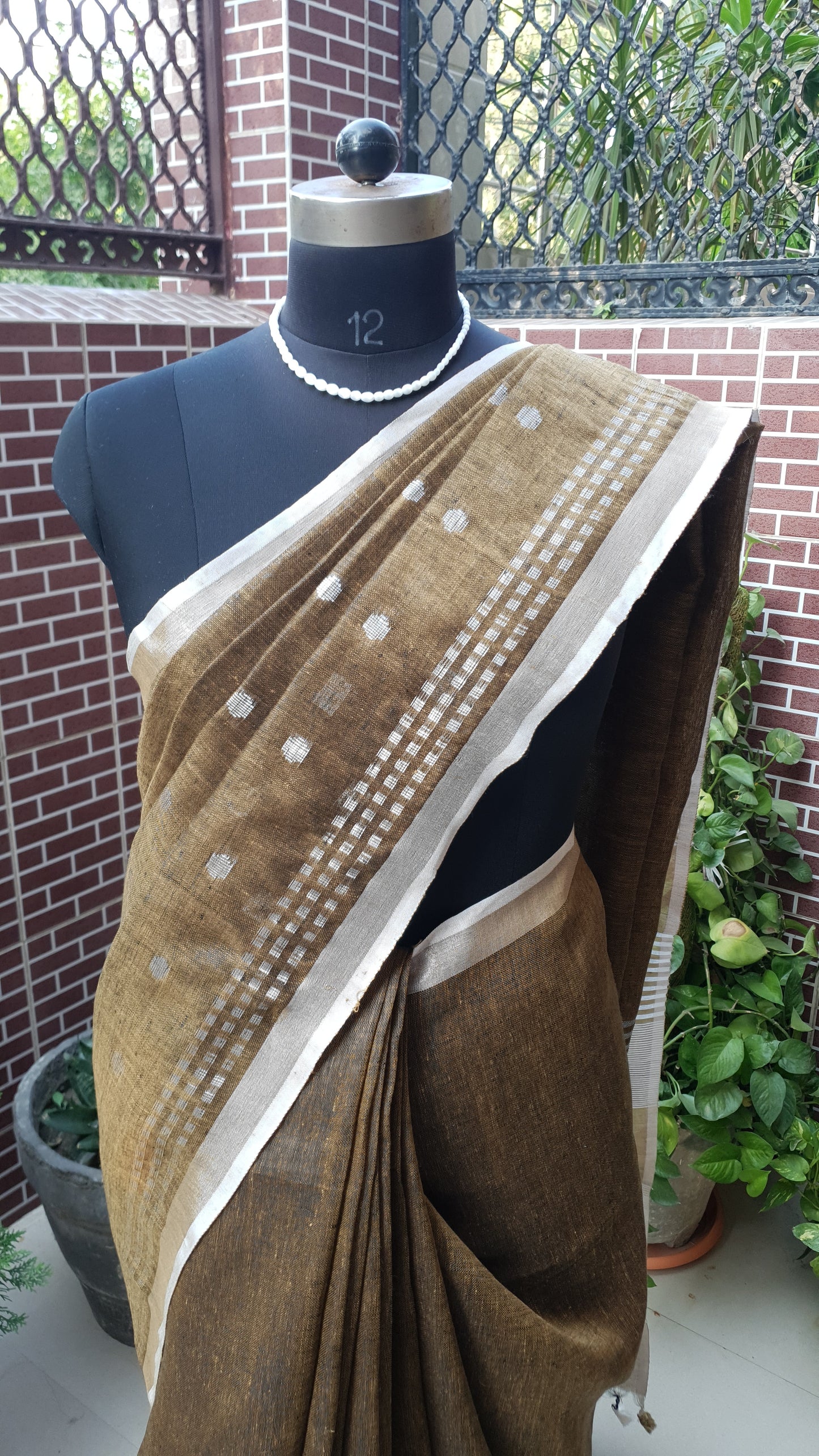 Metallic Brown Hand Woven Linen Saree LNHW-0009