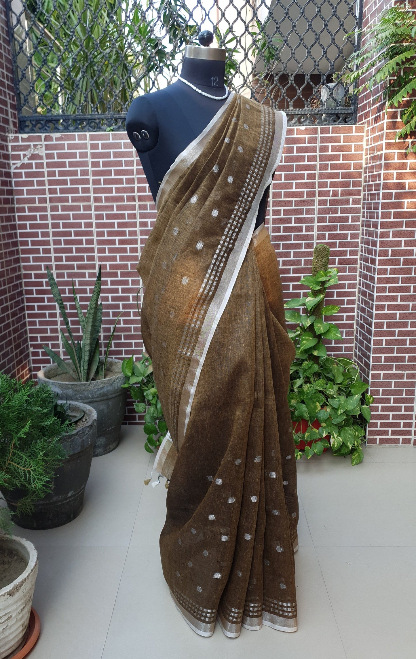 Metallic Brown Hand Woven Linen Saree LNHW-0009