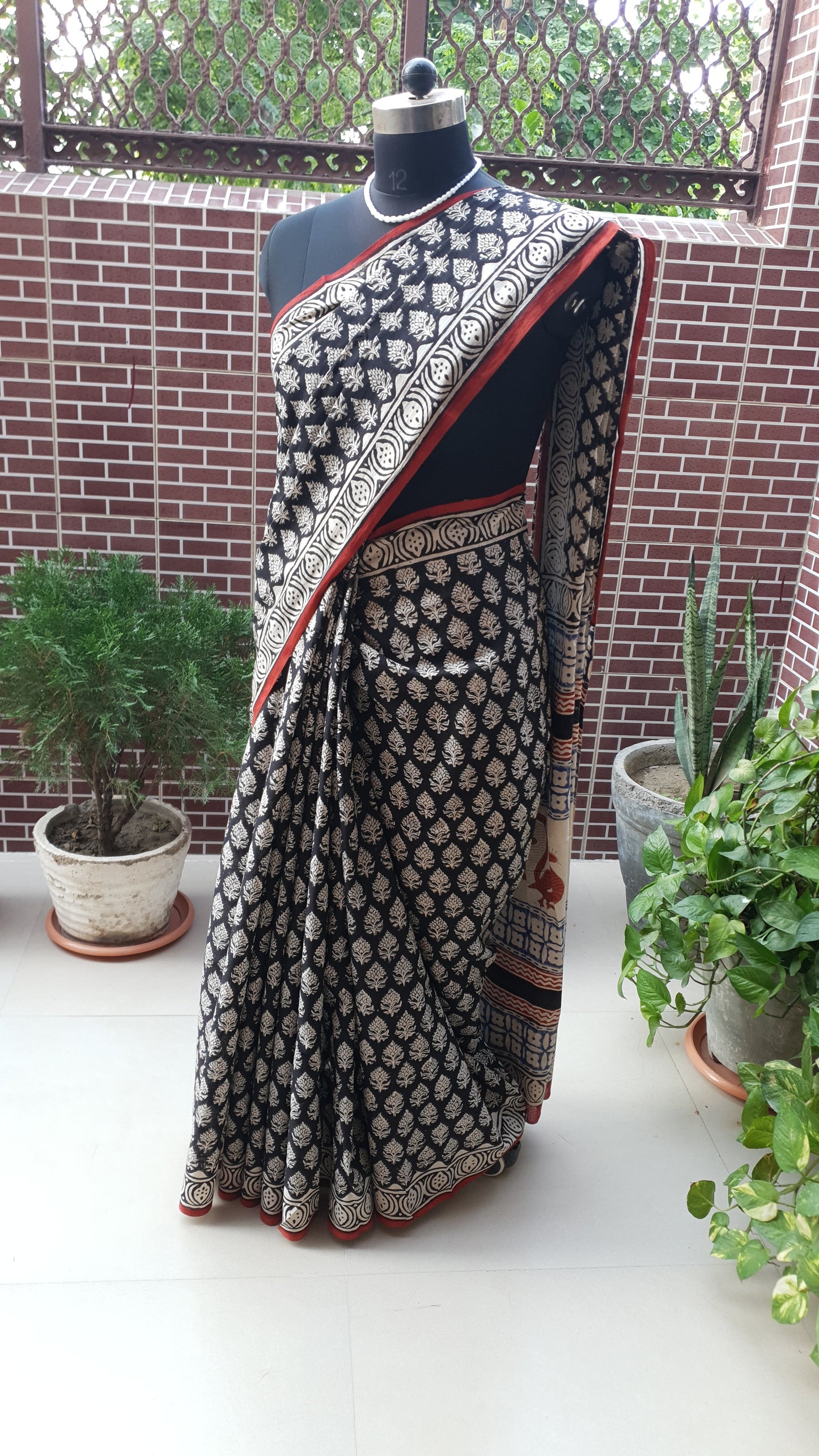 Regal Black HBP Mul Cotton Saree MCHB-0009