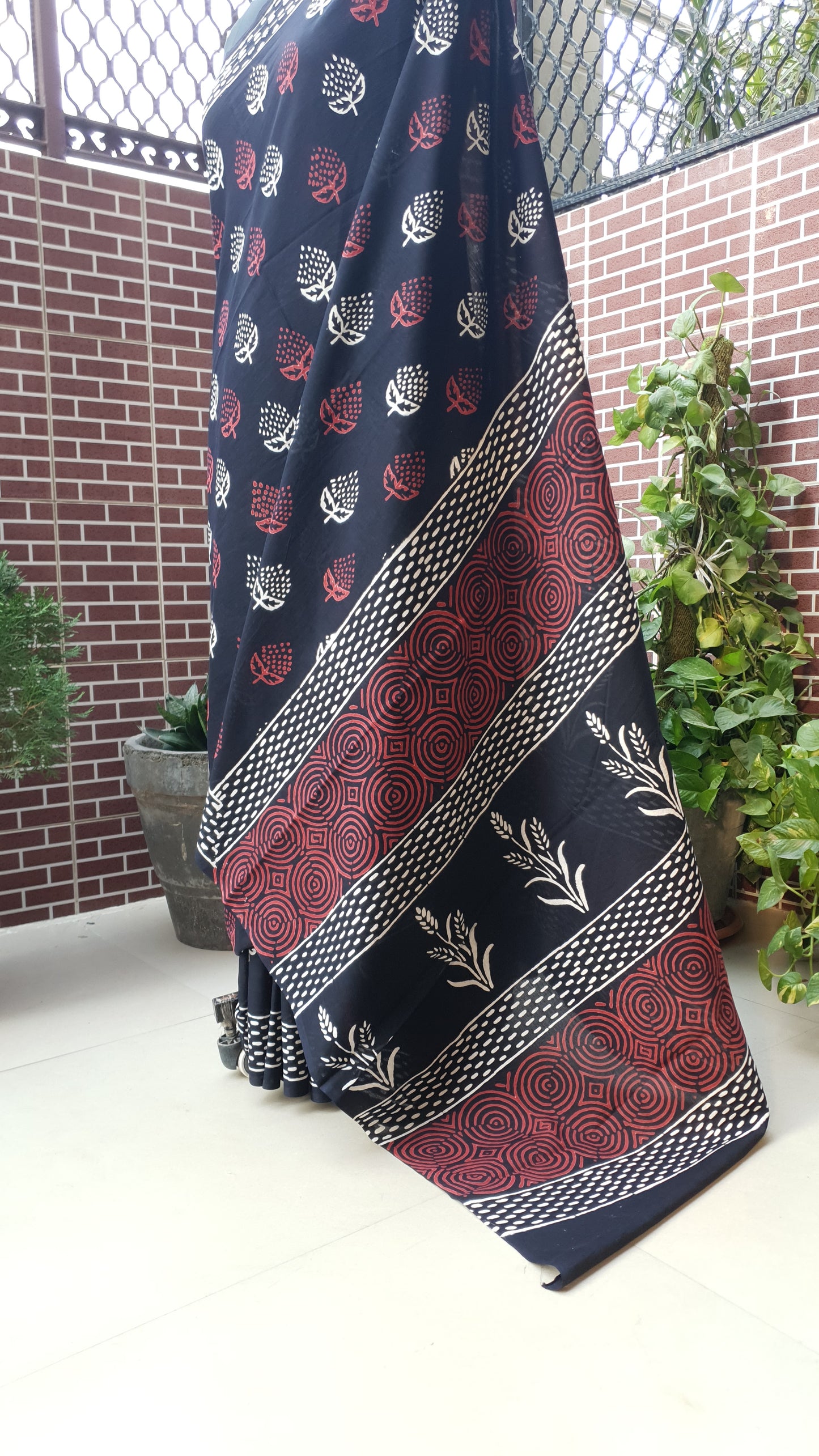 Imperial Black HBP Mul Cotton Saree MCHB-0007