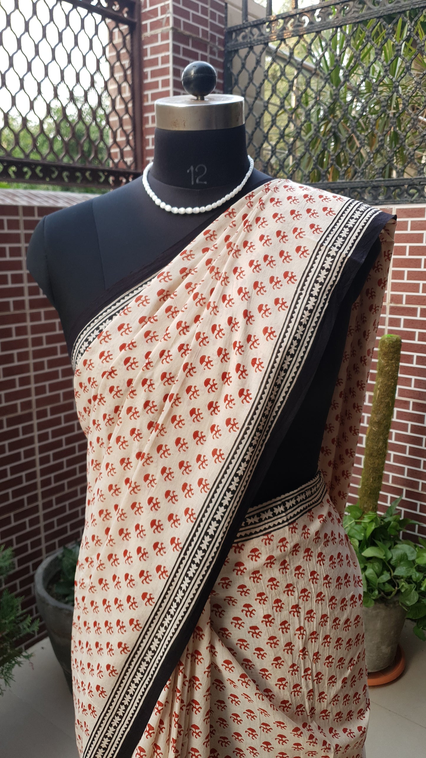 Rose & Beige HBP Mul Cotton Saree MCHB-0021