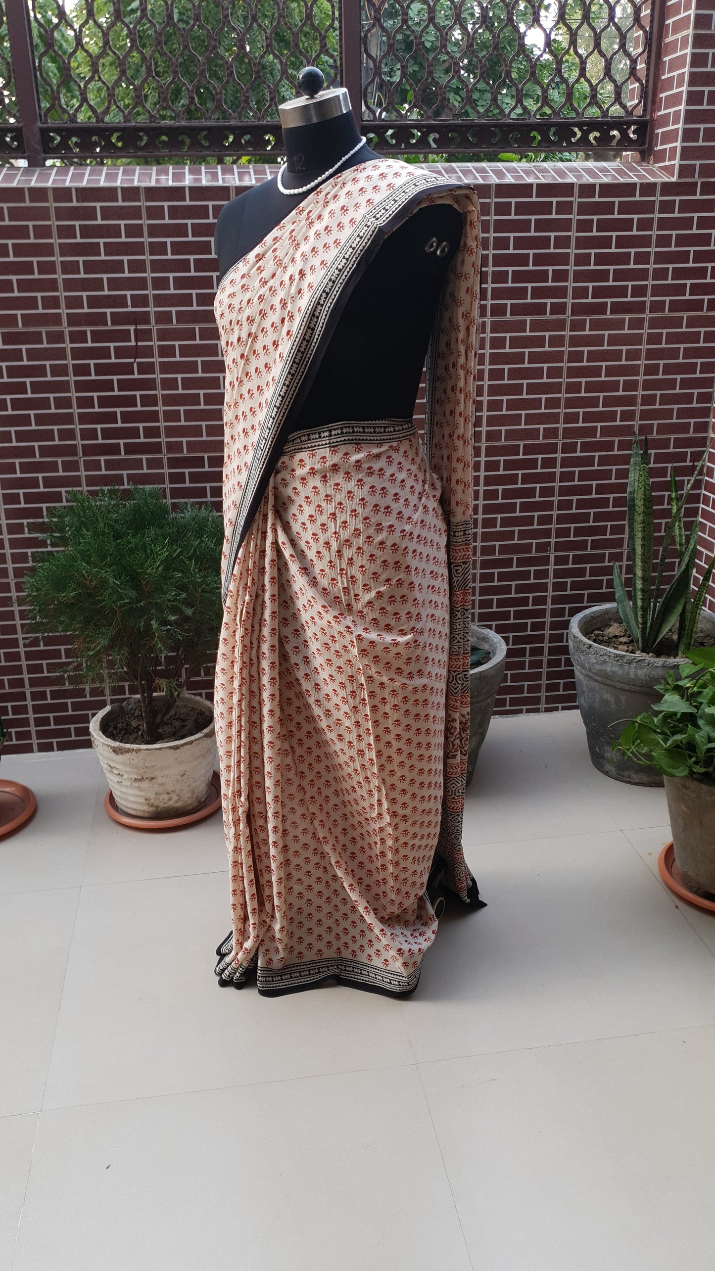 Rose & Beige HBP Mul Cotton Saree MCHB-0021