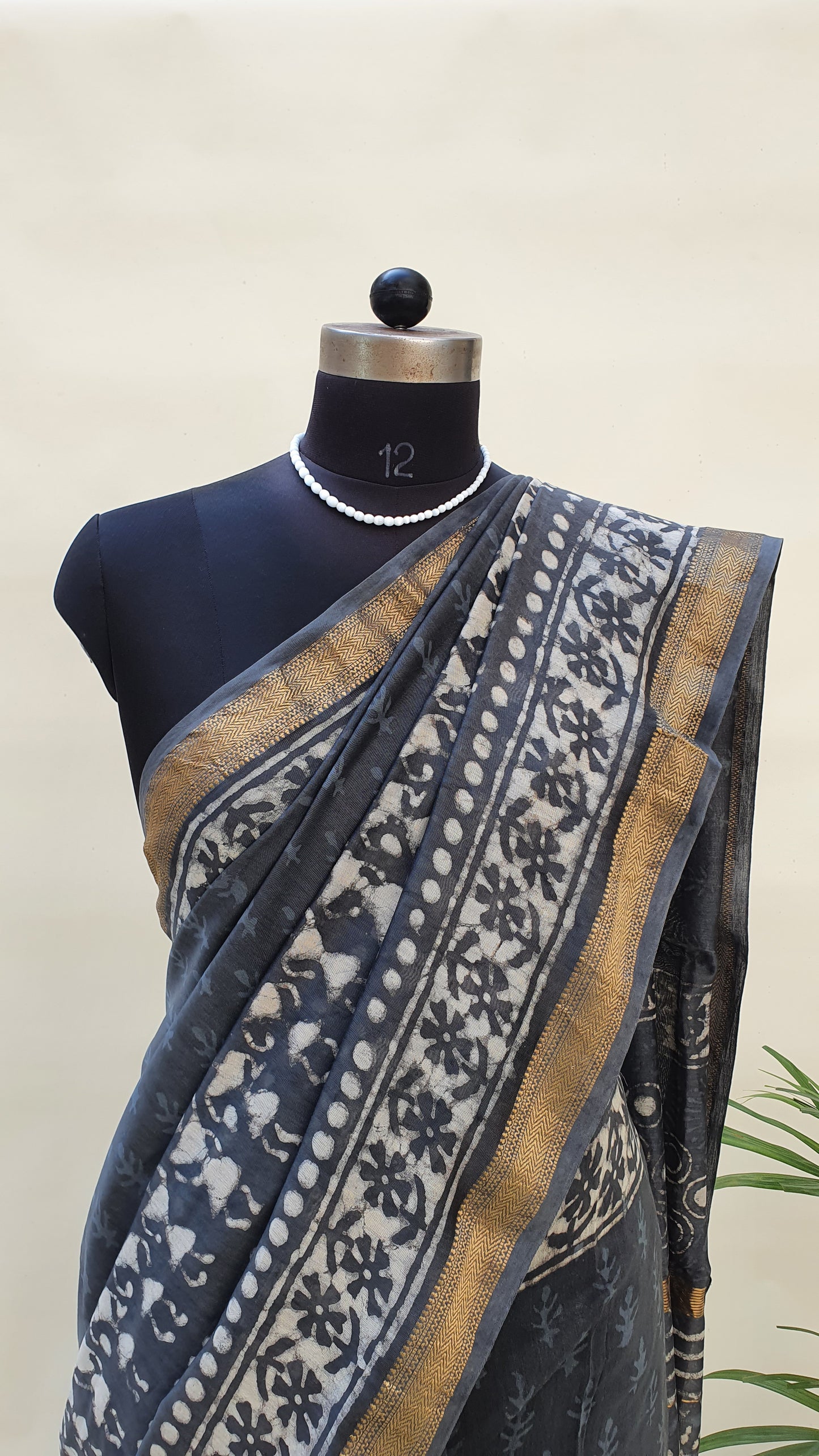 Royal Grey Maheshwari Saree SCMH-0001