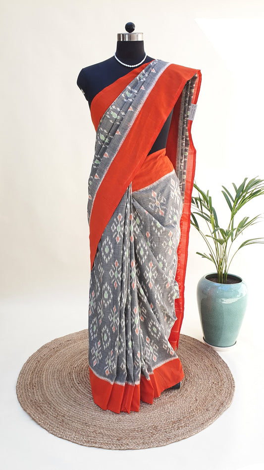 Sky Grey Hand Woven Pochampalli Ikkat Saree PPHW-0010