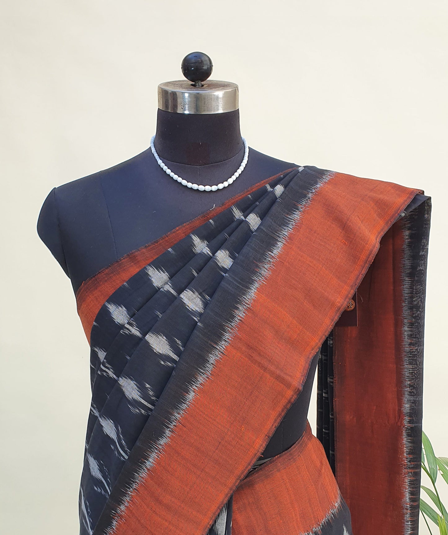 Black & Rust Hand Woven Pochampalli Ikkat Saree PPHW-0008