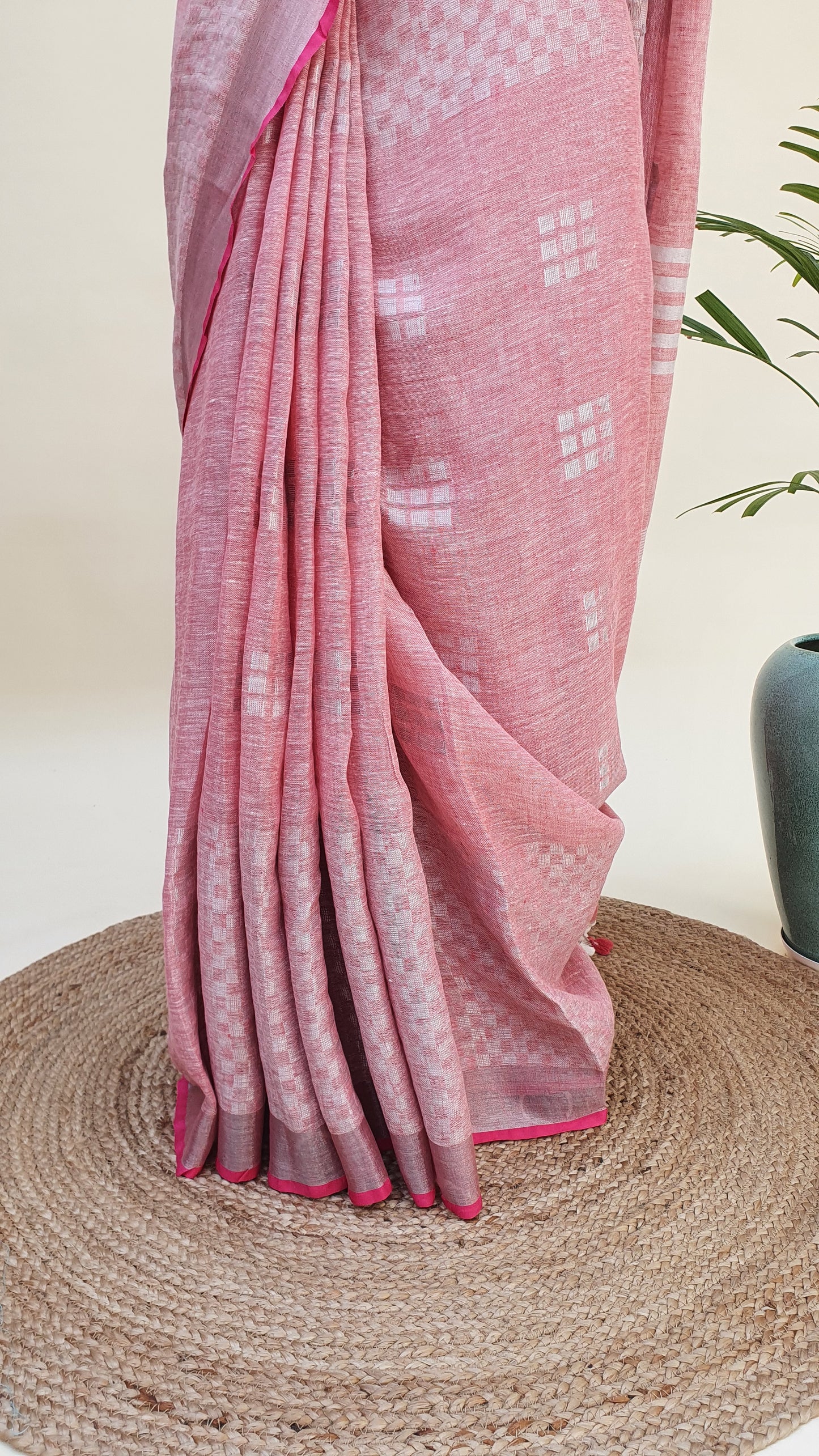 Classy Pink Hand Woven Linen Saree LNHW-0004