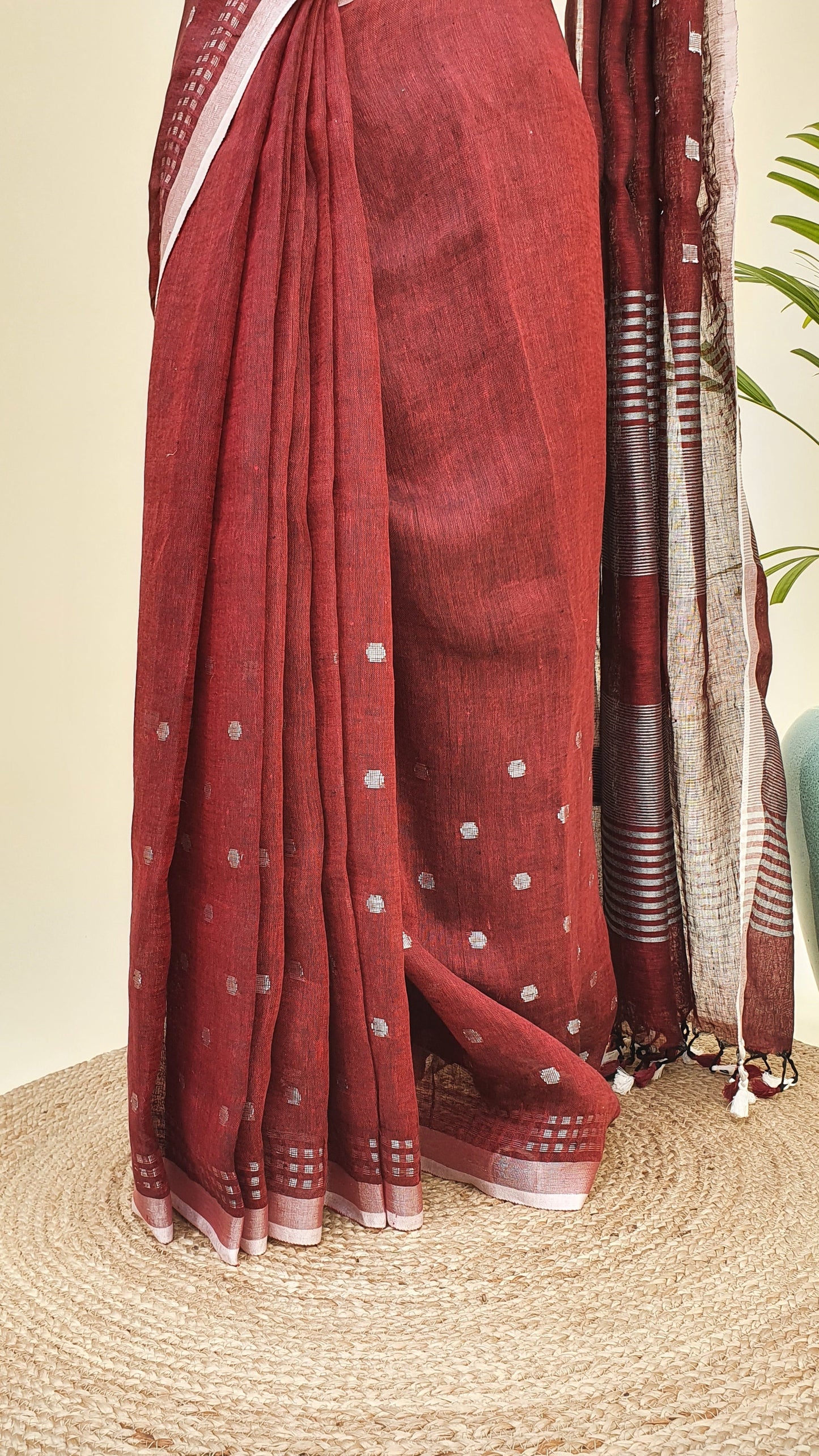 Red Wine Hand Woven Linen Saree LNHW-0010