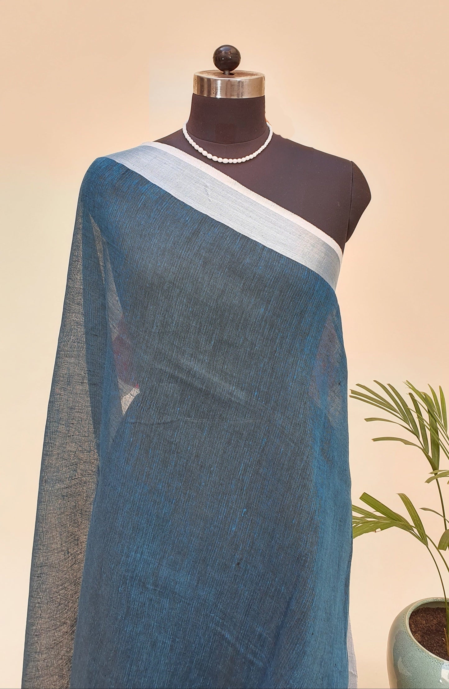 Bottle Green Hand Woven Linen Saree LNHW-0007
