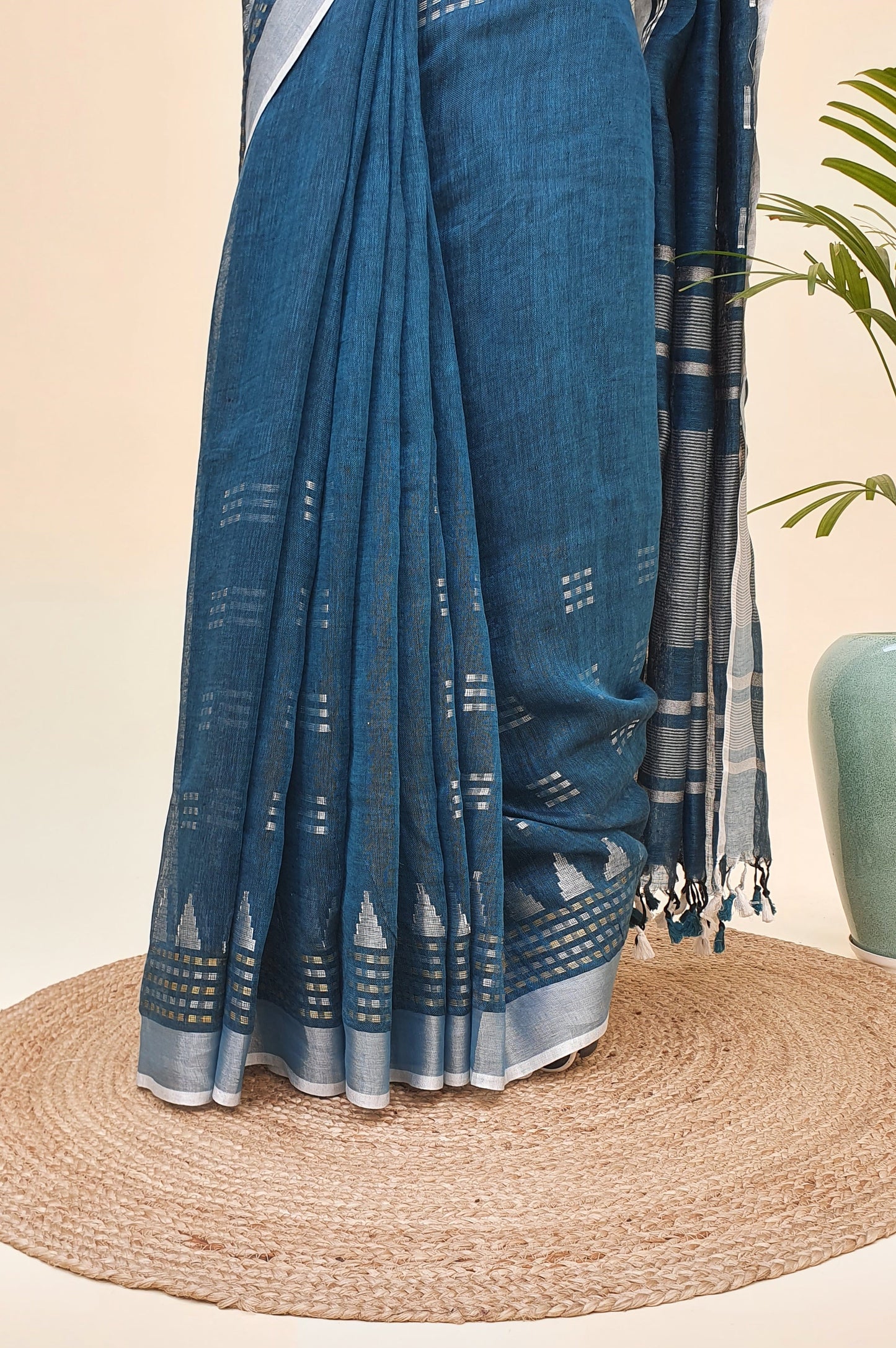Bottle Green Hand Woven Linen Saree LNHW-0007