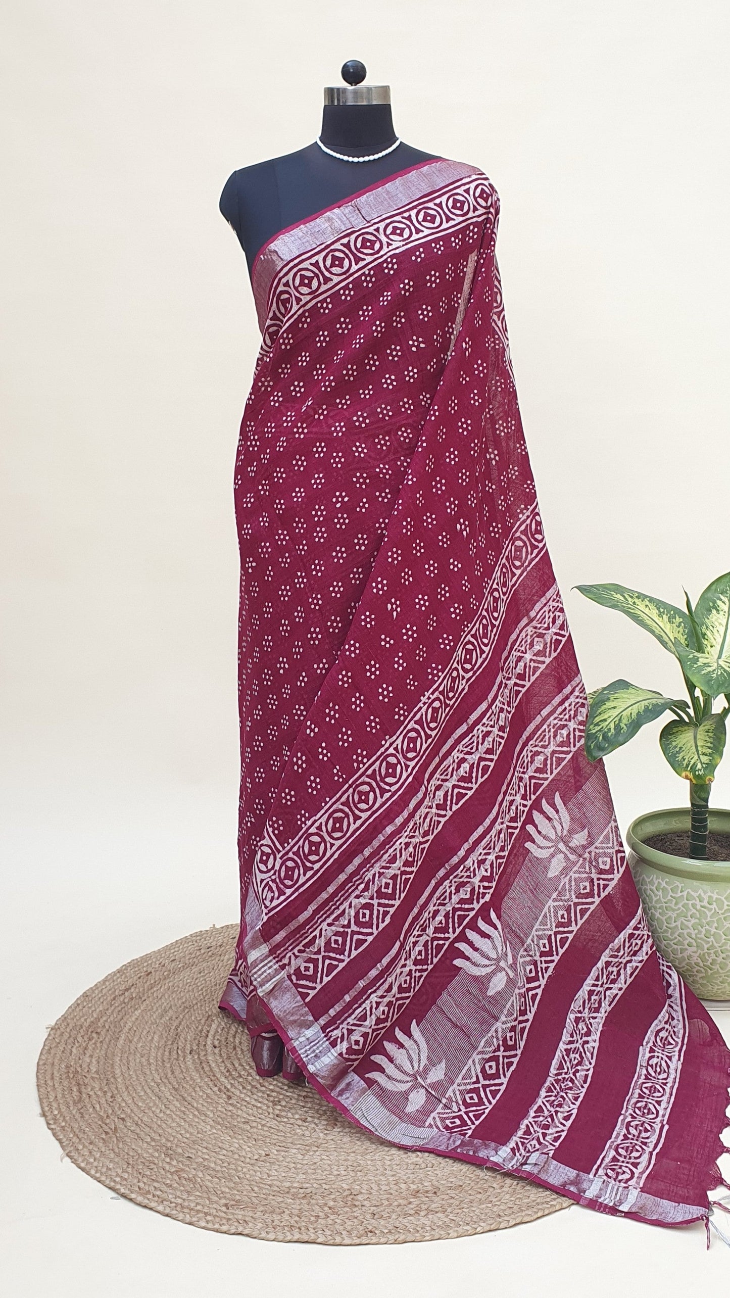 Rosetta HBP Linen Saree | LNHB-0012