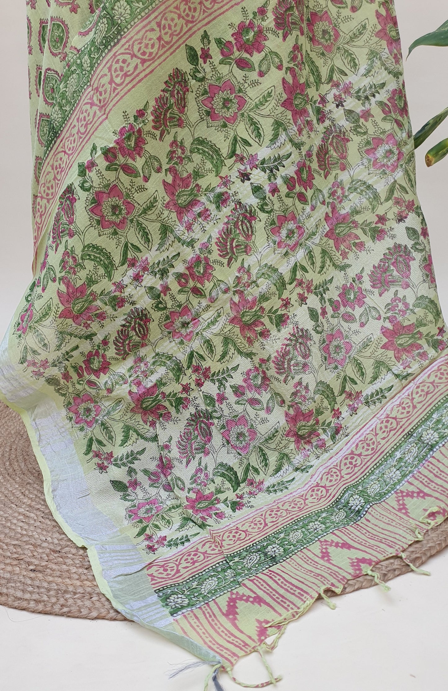 Shuka Varna HBP Linen Saree | LNHB-0022