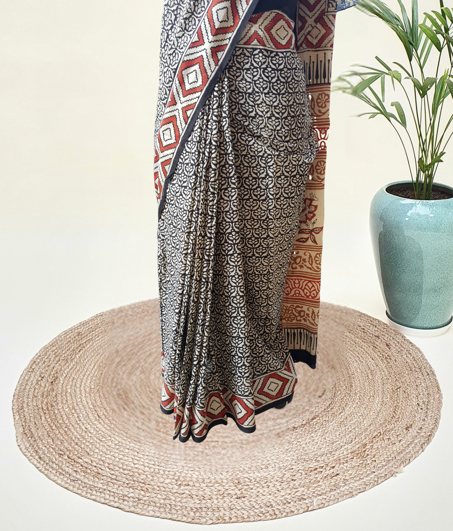 Black & Beige HBP Mul Cotton Saree MCHB-0003