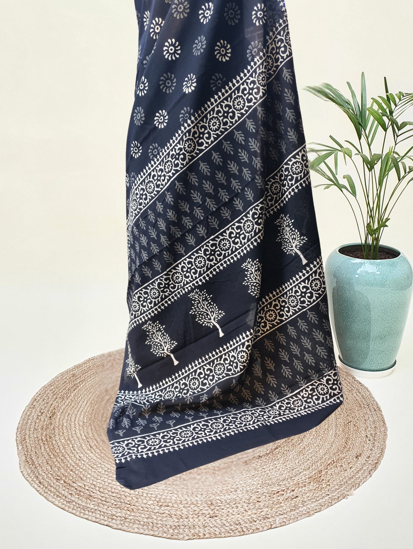 Black Vector HBP Mul Cotton Saree MCHB-0010