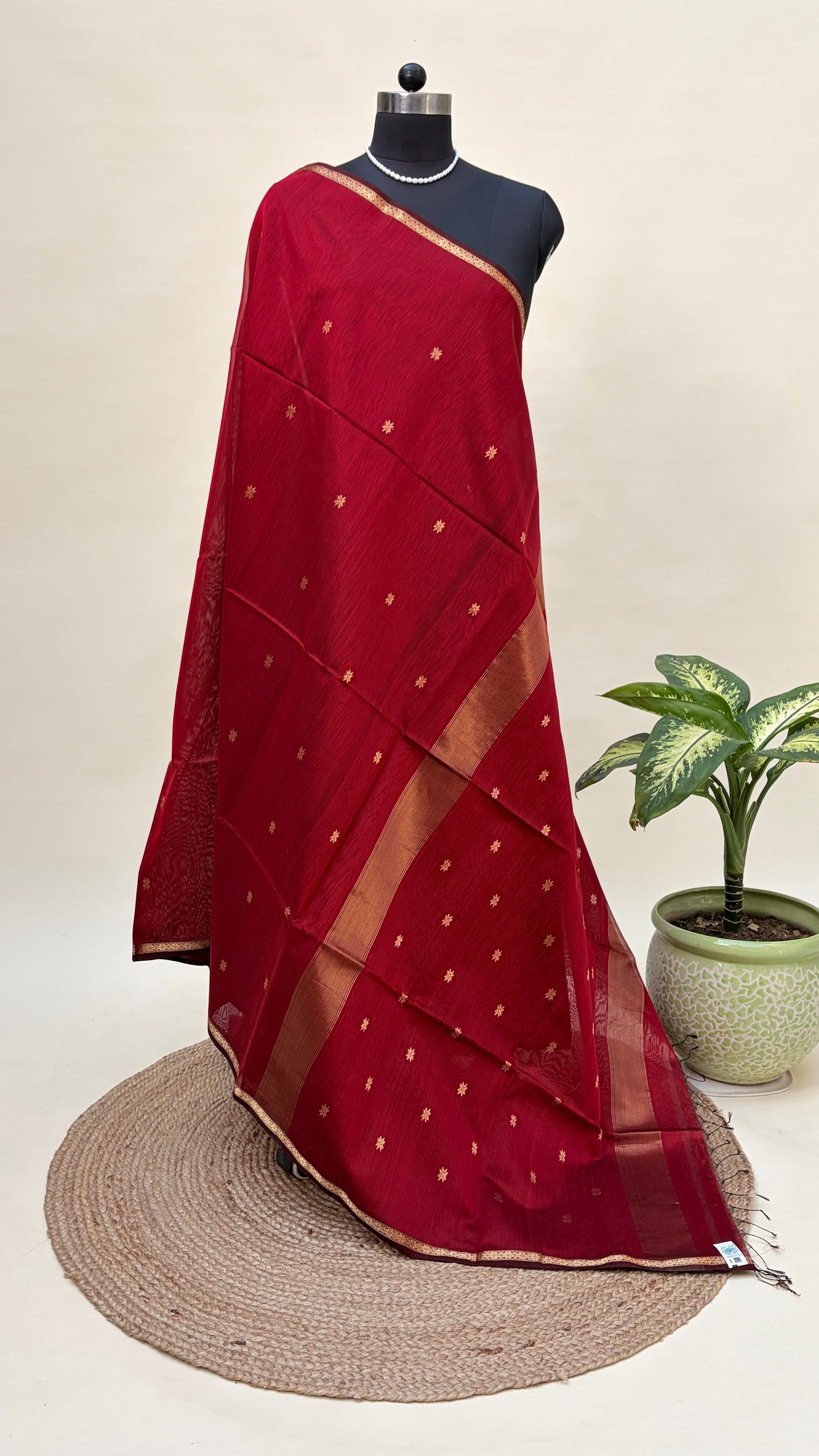 Pravaala Maheshwari Saree