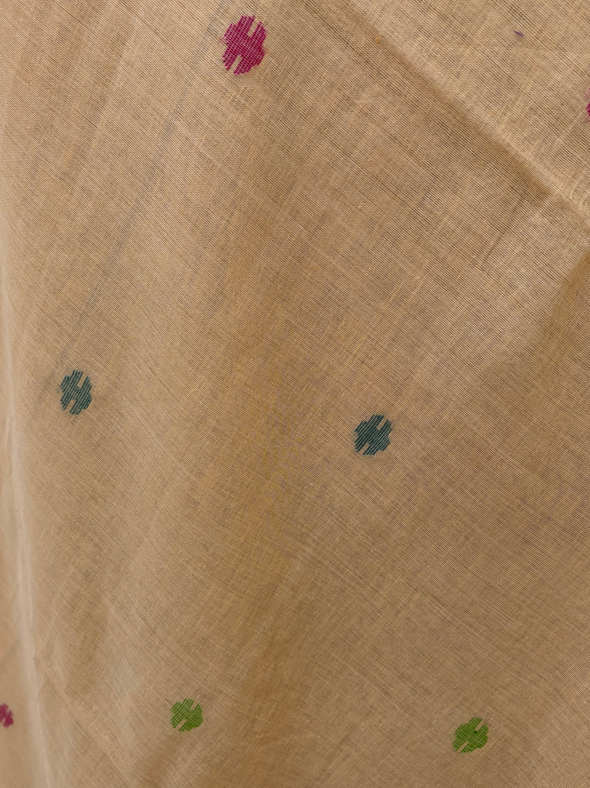 Ivory Jamdani Saree, Kaashi Handloom