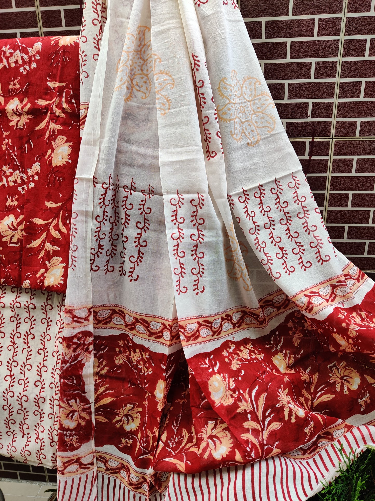 Floral Red HBP Cotton Suit with Mul Dupatta CMHB-0006
